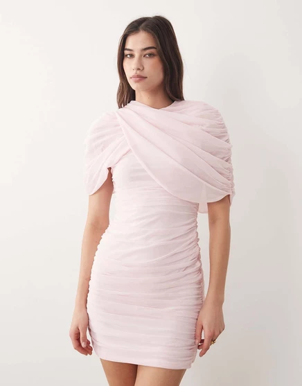Мини-накидка из драпированной сетки ASOS DESIGN с подплечниками нежно-розового цвета