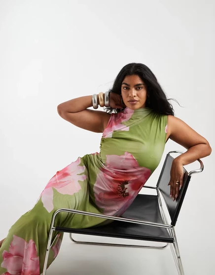 Женское макси-платье Vero Moda Curve с драпировкой, зеленый цветочный
