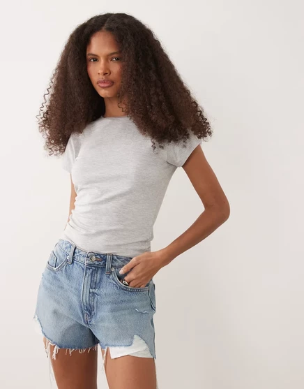Шорты Miss Selfridge extreme rip цвета blue wash синяя стирка