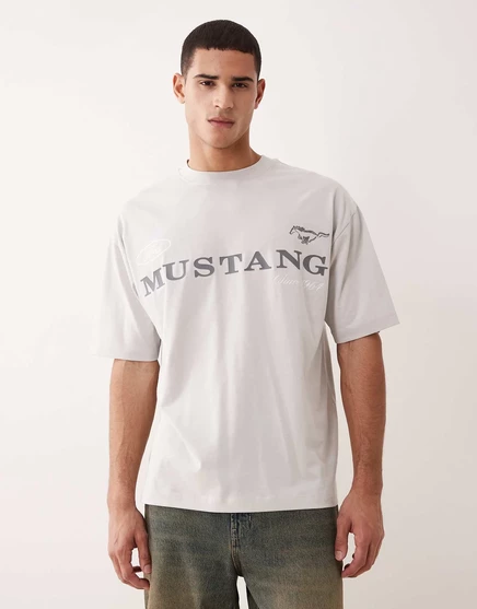 ДИЗАЙНЕРСКАЯ футболка оверсайз от ASOS с принтом FORD MUSTANG серого цвета light gray