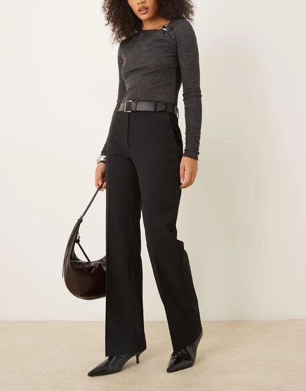 Приталенные брюки прямого кроя от ASOS DESIGN черного цвета с поясом black