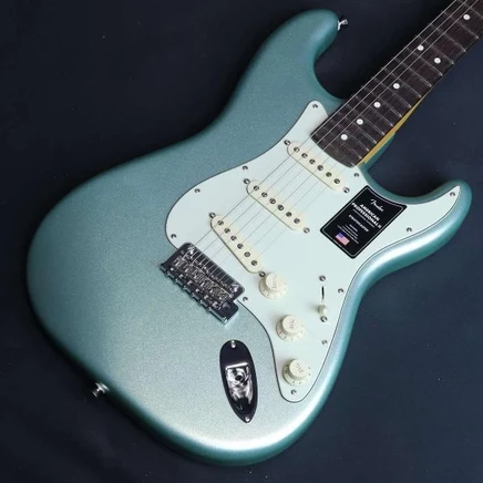 Электрогитара Fender American Pro II Stratocaster, зелёная
