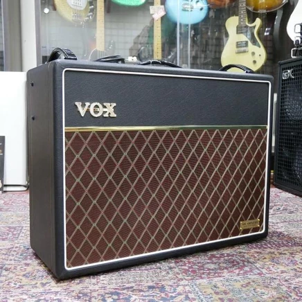 Гитарный ламповый усилитель Vox AC30HWR2X, 30 Вт
