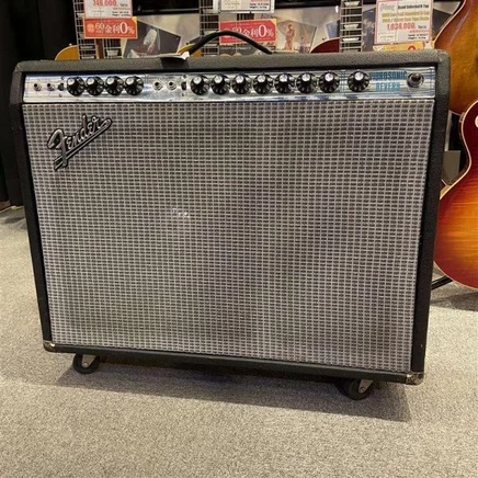 Комбоусилитель Fender Vibrosonic Reverb 1973, б/у