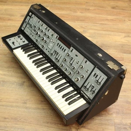 Синтезатор Roland SH-5, б/у