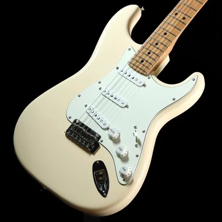 Электрогитара Fender Player II Stratocaster, белая