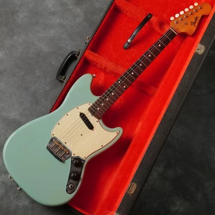 Электрогитара Fender Musicmaster Blue/R 1964, синяя