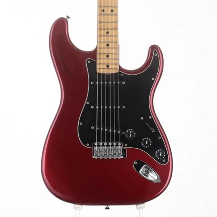 Электрогитара Fender Stratocaster 25th, красный металлик