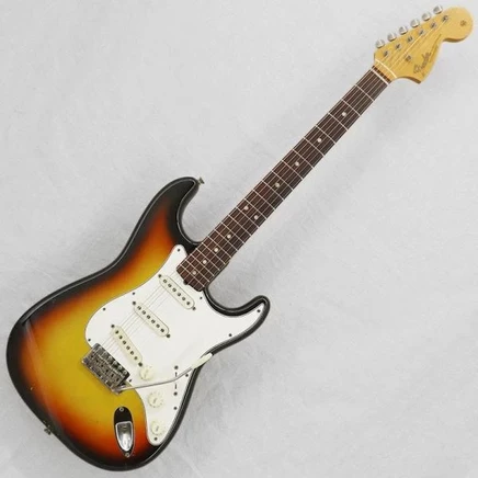 Винтажная электрогитара Fender Stratocaster, санберст
