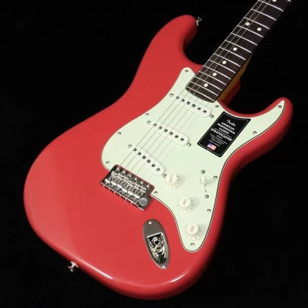 Гитара Fender American Pro Classic Stratocaster, красная