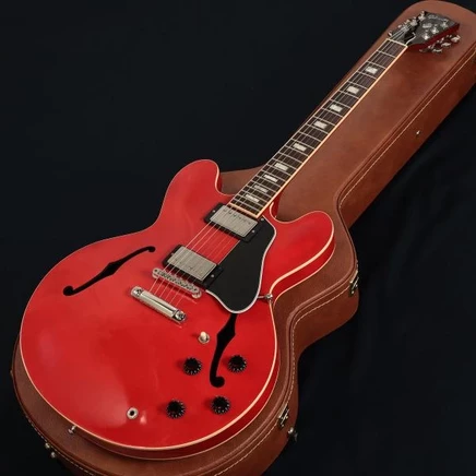 Электрогитара Gibson ES-335 Traditional, вишневая, б/у