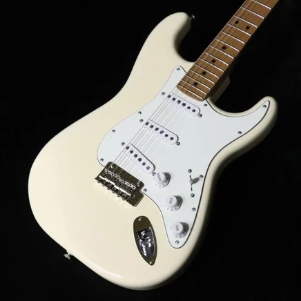 Электрогитара Fender Player II Stratocaster, белая