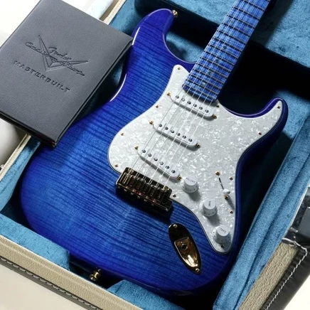 Электрогитара Fender Stratocaster Master Built 4A, транс-блю