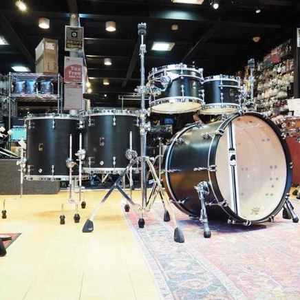 Ударная установка Mapex Black Panther Equinox, 22″