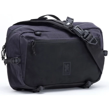 Сумка через плечо chrome kadet max 15 л, черная