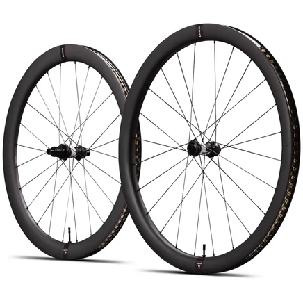 Комплект колес Reserve Turbulent Aero 42/49 DT 240, 28″, черный