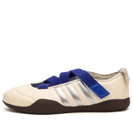 кроссовки adidas для тхэквондо от Caroline Hu x Edison Chen