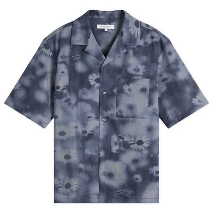 Футболка с цветочным принтом Maison Kitsune Photo Resort juniper berry print