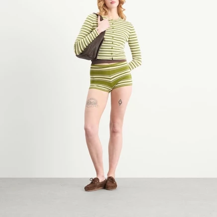 Верный своему бренду Playa Mini Short
