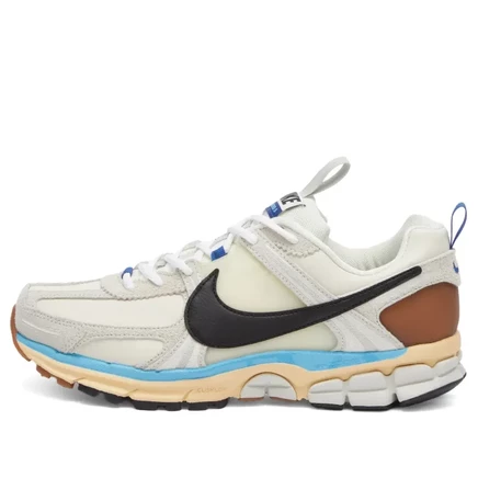 Женские кроссовки Nike Vomero 5, кремовые/разноцветные