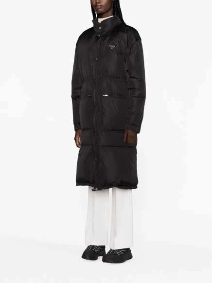 Пуховик Prada из переработанного нейлона black