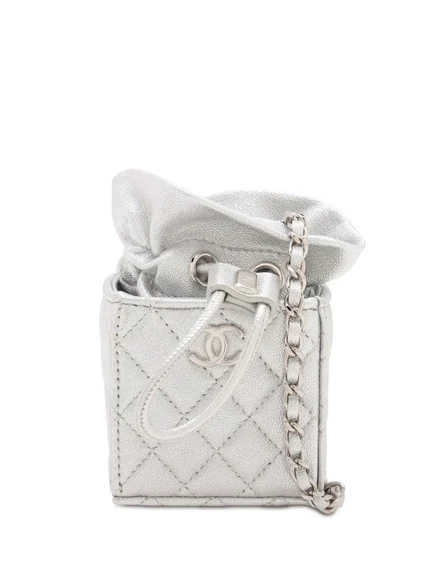 Женская мини-сумка-бакет CHANEL, стеганая, серебристая