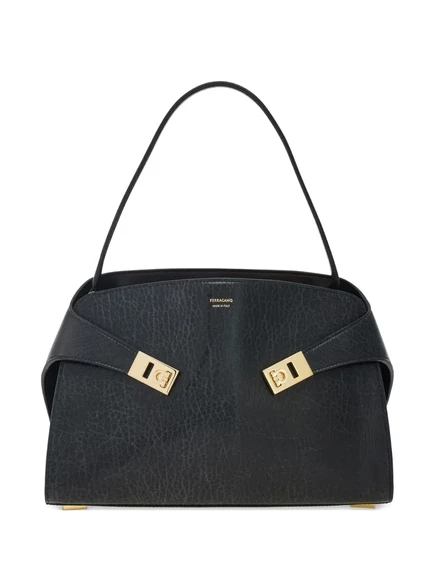 Кожаная сумка через плечо от Ferragamo среднего размера black