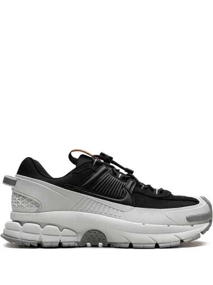 Кроссовки Nike Zoom Vomero 5 Roam 