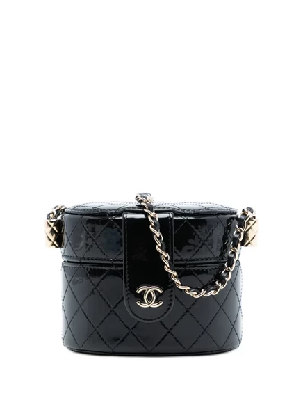 Женская сумка-кейс CHANEL Pre-Owned CC стеганая лаковая с цепочкой, черная