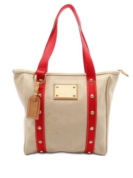 Сумка-тоут Hippopotamus MM 2005 года выпуска, бывшая в употреблении у Louis Vuitton neutrals