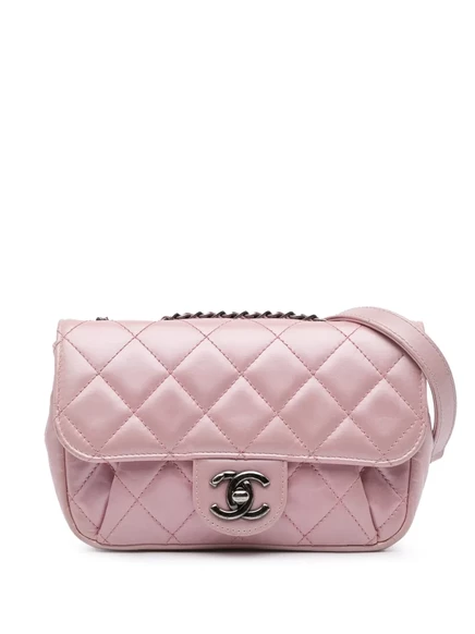 Бывшая в употреблении мини-сумка CHANEL 2015-2016 из стеганой телячьей кожи цвета металлик с кокосовыми складками и клапаном на цепочке через плечо pink