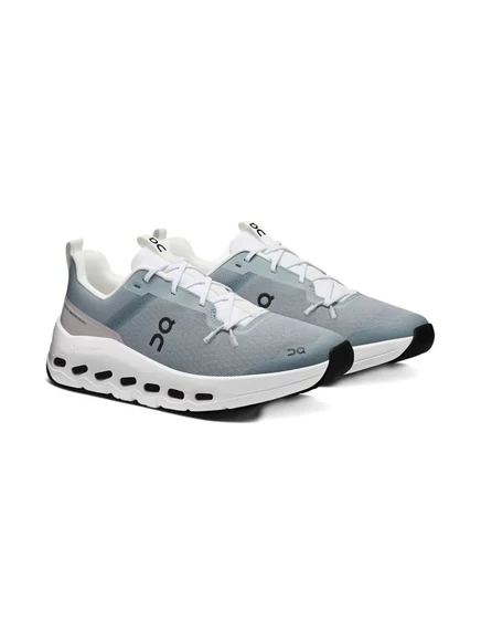 на беговых кроссовках kids Cloudnova  grey