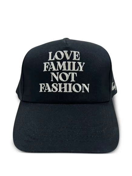 Унисекс хлопковая кепка Family First, черная