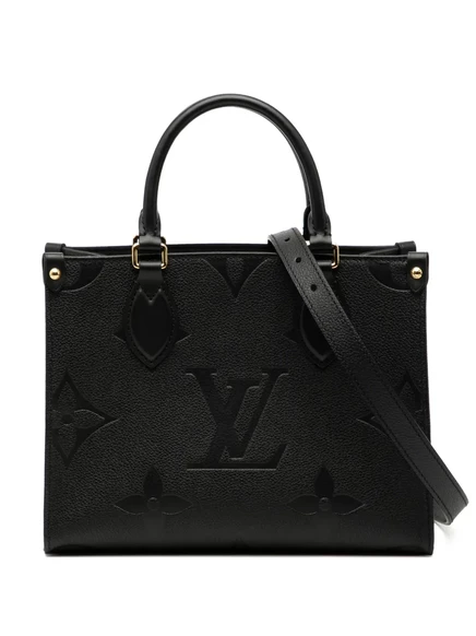 Ранец с монограммой Louis Vuitton, бывший в употреблении в 2021-2025 годах, для вечернего выхода в свет