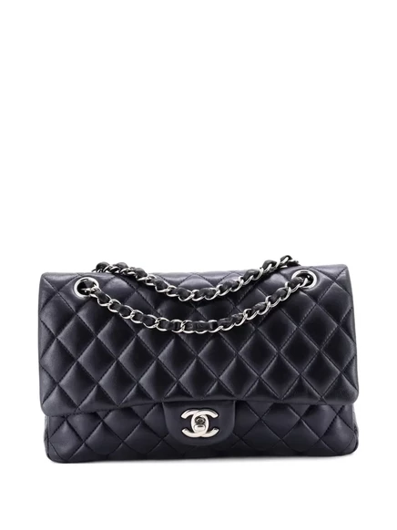 Бывшая в употреблении классическая сумка CHANEL с двойным клапаном, стеганая сумка через плечо среднего размера из овечьей кожи