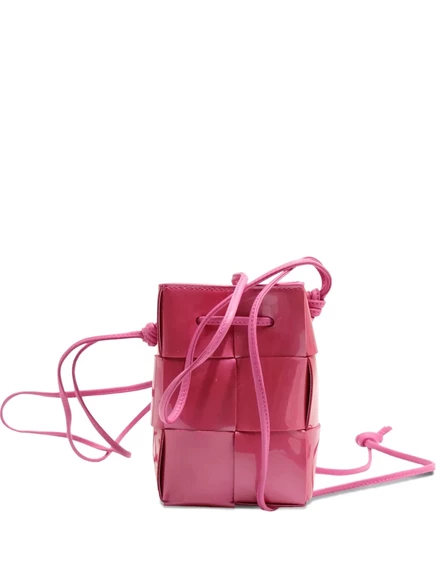 Бывшая в употреблении мини-кассетная сумка-ведро Bottega Veneta  pink