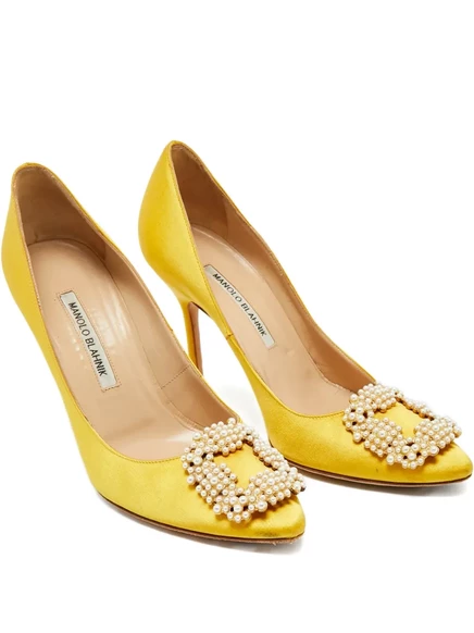 Женские атласные лодочки Manolo Blahnik Hangisi с кристаллом, желтые