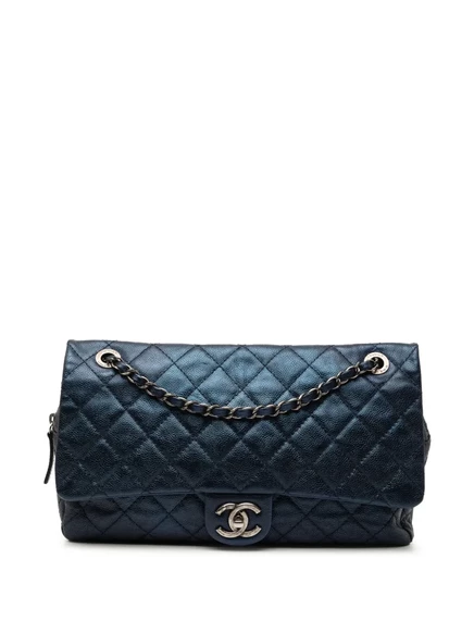 Женская сумка CHANEL Pre-Owned Easy Flap Jumbo перламутровая, синяя