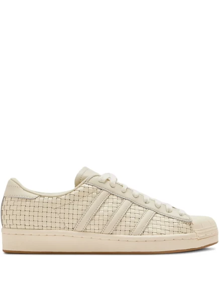 Кроссовки Adidas Superstar низкие из плетеной кожи, бежевые