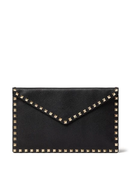 Женский клатч-конверт Valentino Garavani Rockstud из телячьей кожи с золотистой фурнитурой, черный
