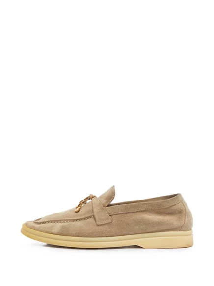 Женские лоферы Loro Piana Charms Walk, замшевые, бежевые