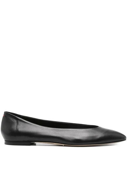 Туфли-лодочки на плоской подошве от Aeyde Ellie black