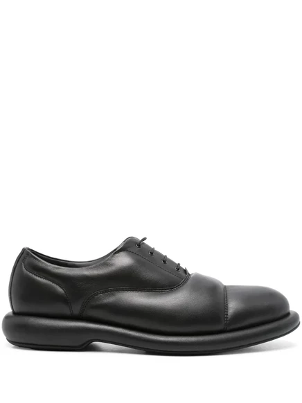 Кожаные оксфордские туфли Martine Rose x Clarks black