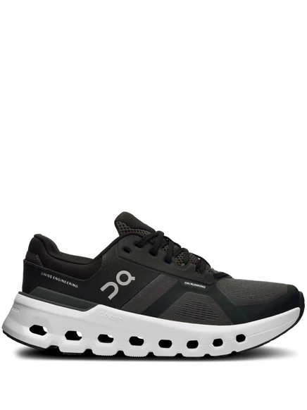На беговых кроссовках Cloudrunner 2 