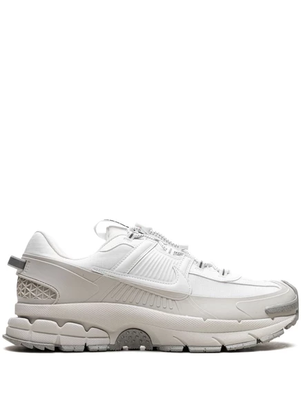 Кроссовки Nike Zoom Vomero Roam white