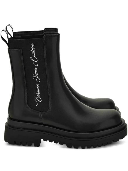 Сапоги на платформе от Versace Jeans Couture с эластичной вставкой
