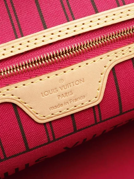 Сумка-тоут Neverfull PM от Louis Vuitton, бывшая в употреблении в 2019 году brown