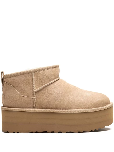 Ботинки UGG Classic Ultra Mini на платформе 