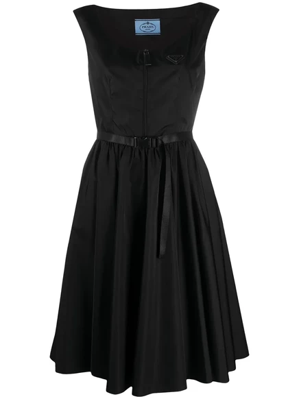 Расклешенное платье с поясом и эмблемой Prada black