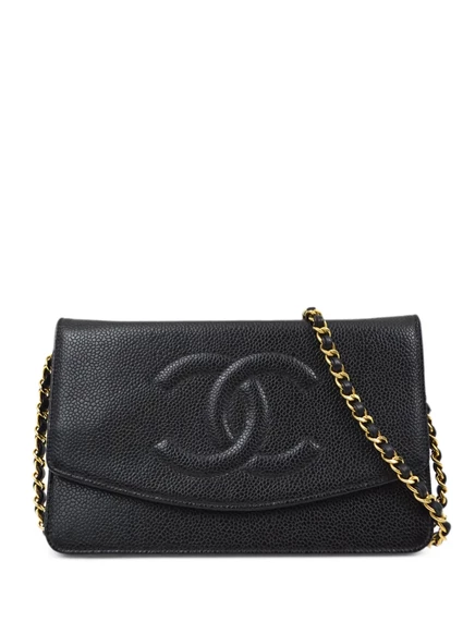 Бывший в употреблении кошелек CHANEL stitch объемом 2000 куб.см на цепочке black